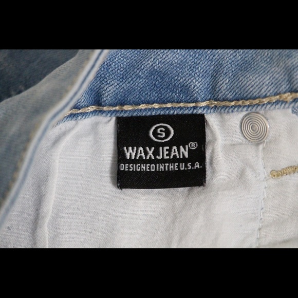 Women’s Small Light Blue Denim Shorts - Picture 5 of 6